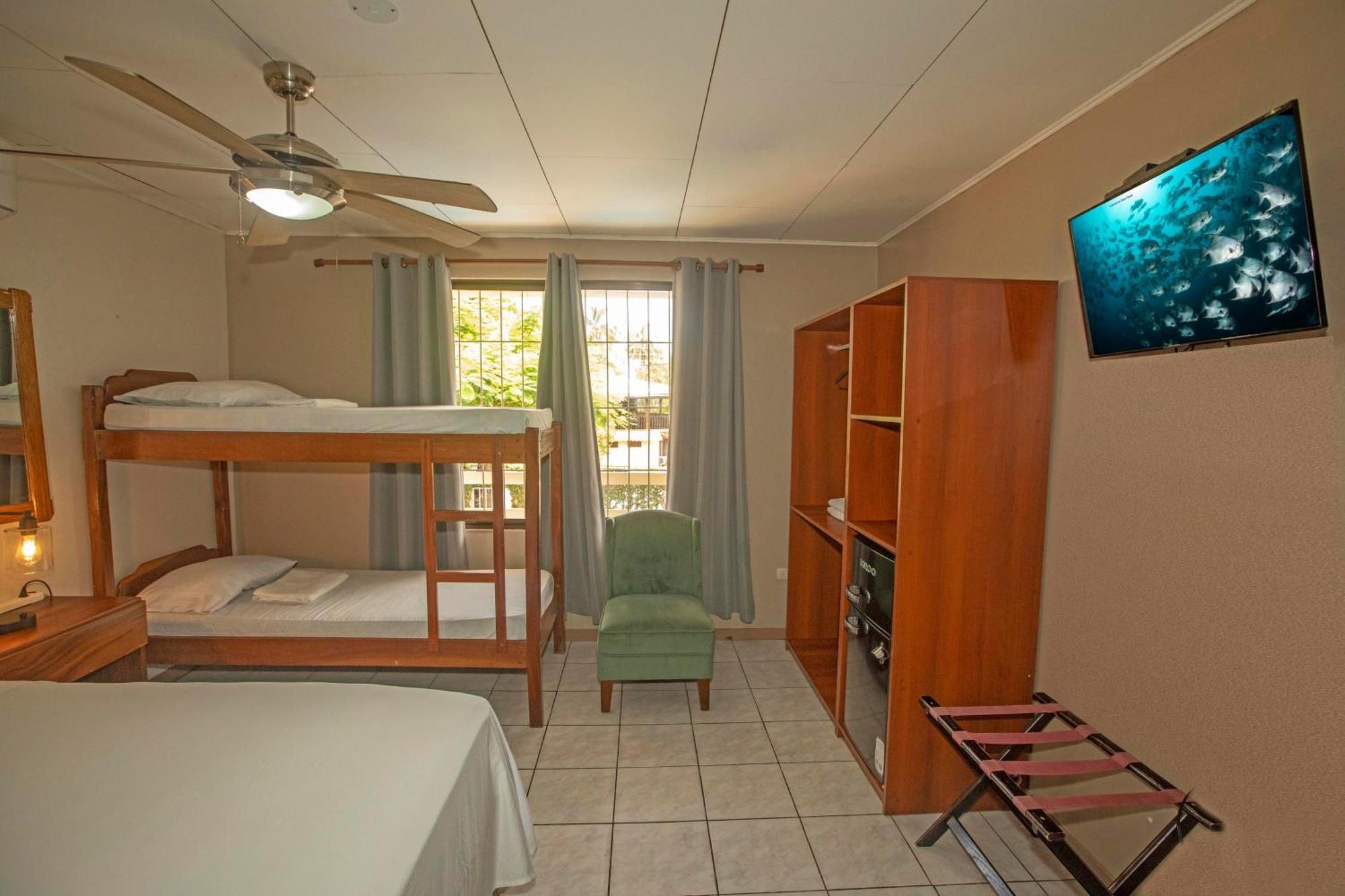 Hotel Laura'S House Coco Bagian luar foto
